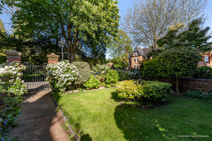 Photo 5- click for photo gallery